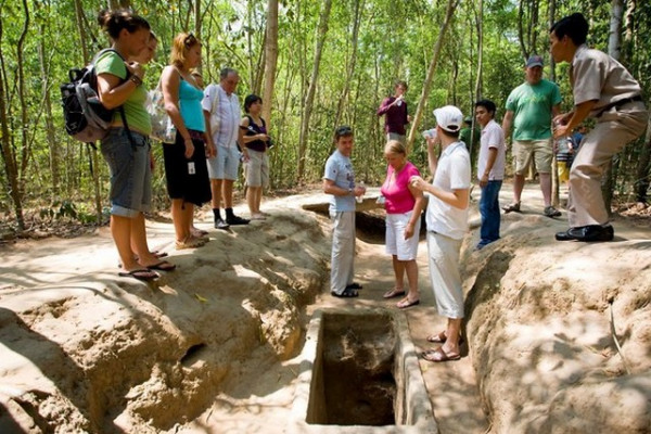 Cu Chi Tunnel & Cycling Village Cooking classes BBQ Lunch Small Group 1 day
